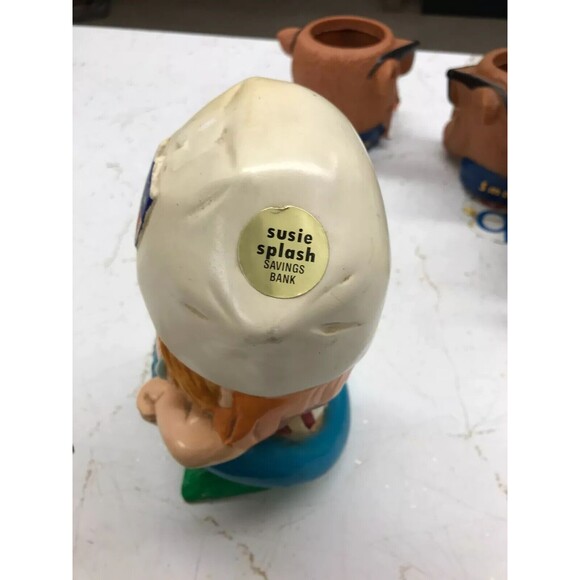 1980 Susie Splash Swim Team Bank Niagara Plastics Erie, Pa. 8" Tall Vintage Rare - Picture 3 of 4